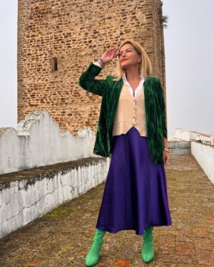 Isabel Angelino Instagram - Manhã com algum nevoeiro mas sempre com alegria em Avis 💚💜