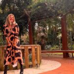Isabel Angelino Instagram - Bom dia alegria ! Vamos la começar semana com muita energia . 💪 vestido @tropicalbrasiloficial Parque da Fonte Lima