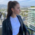 Isabella Sermon Instagram - LA Press Day 1 Afternoon for #jurassicworlddominion 😁😁😁 Thanks to: styling: @hollyevawhite makeup: @cedricjolivet hair: @cailenoble @fslosangeles