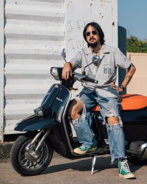 Itkron Pungkiatrussamee Instagram - ใหญ่สุดในรุ่น

#LambrettaG350
#Lambretta
#TheMasterPieceOfItalianDesign
#แลมไปด้วยกัน