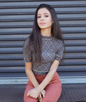 Izabella Alvarez Instagram - okay