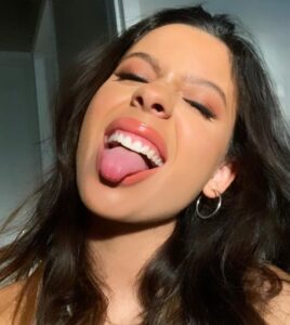 Izabella Alvarez Instagram - I’m ready to be in Canada