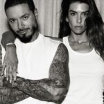 J Balvin Instagram - La magia de conectar y la suerte de coincidir @tiffanyandco #Tiffanyandco #LockWithLove