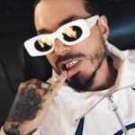 J Balvin Instagram - 1. Que Chimba 2. Sonido, sonido, soundcheck 3. Con la jefa en camino 4. Como dice? @f1 5. Outfit check 6. Con mi amigo @richardmille 7. Con mi otro amigo 8. El cono 😂 9. Mi gente 10. J Balvin men @spherevegas