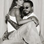 J Balvin Instagram - La magia de conectar y la suerte de coincidir @tiffanyandco #Tiffanyandco #LockWithLove