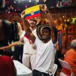 J Balvin Instagram - Un par de amigos para celebrar tanto cariño que ha recibido “Amigos”⚡