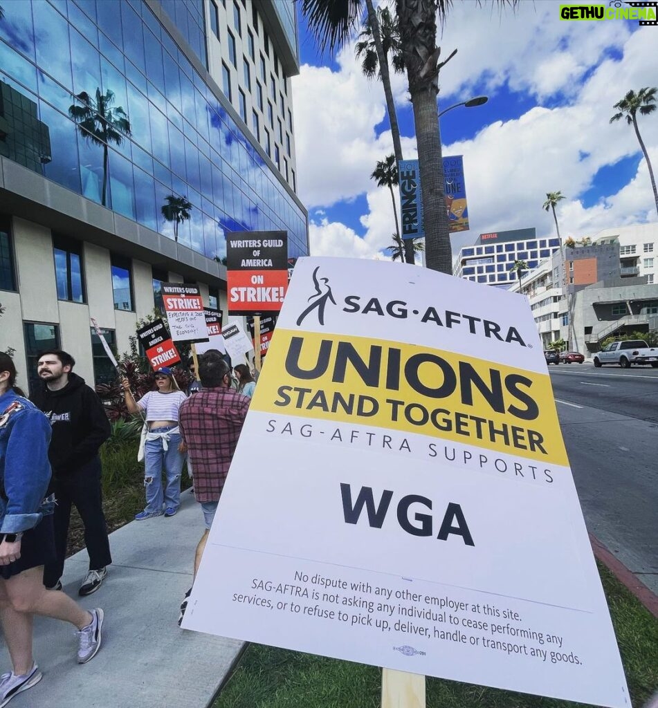 Jacqueline Emerson Instagram - #1u #WGAStrong @sagaftra this is a crucial turning point for all creatives. Standing with the WGA! Netflix