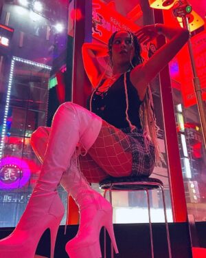 Jahkara Smith Instagram - “let’s get out of here”