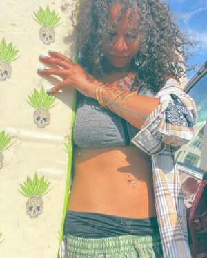 Jahkara Smith Instagram - It’s springtime. Let’s go play. 🌸🌊