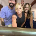 Jaime Pressly Instagram - Got bored again so I went to the salon and let this amazing crew do whatever they wanted and as usual I LOVE IT!! Thank you @ccohen for the beautiful color and @skevozembillas for the amazing new cut! #fun #color #hairstyle #salon #changeisgood