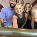 Jaime Pressly Instagram - Got bored again so I went to the salon and let this amazing crew do whatever they wanted and as usual I LOVE IT!! Thank you @ccohen for the beautiful color and @skevozembillas for the amazing new cut! #fun #color #hairstyle #salon #changeisgood