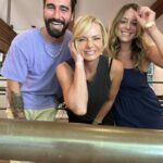 Jaime Pressly Instagram - Got bored again so I went to the salon and let this amazing crew do whatever they wanted and as usual I LOVE IT!! Thank you @ccohen for the beautiful color and @skevozembillas for the amazing new cut! #fun #color #hairstyle #salon #changeisgood