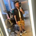 Jake Paul Instagram - swipe to see me and my mom doing cart wheels… goodbye New York😶‍🌫️ New York, New York
