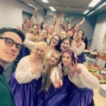 Jakub Kotek Instagram – Vždycky když si řikám, že se svět v prdel obrací dorazim někam na ples a narazim na partu milejch, pokornejch lidí co si chtěj užít život 🗺️ možná štěstí, ale myslim, že to je a bude to dobrý 🚀 díky díky