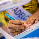 Jalylane Maës Instagram - Une très belle séance de dédicace privée qui a lieu à l’aéroport pôle Caraïbes avec notre partenaire transport @aircaraibes ✈️ Un grand merci aux personnels pour cet accueil chaleureux. J’ai passé un merveilleux moment à vos côtés 🥹. On se retrouve bientôt sur les lignes d’air Caraïbes 😉 @missguadeloupe @organisation.revellle💕 Vous avez déjà voyagé avec Air Caraïbes ? 👗: @les_createurs_antilles @glamethnik @aydenland BO et collier : @oretsens 📸: @danette_dn #seance #dedidace #aeroport #voyage #personnel #naviguant #avion #miss #guadeloupe #comite #partenaire #aircaraibes #transport #caraibes Aéroport Guadeloupe - Pôle Caraïbes