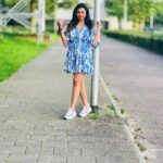 Janani Ashok Kumar Instagram - 💙🤍 📸: @madhumitha_sivasankar Netherlands,amsterdam