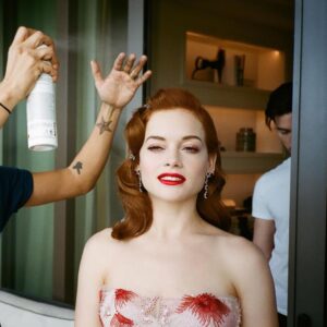 Jane Levy Instagram - Look at these nice pictures thomas took of me