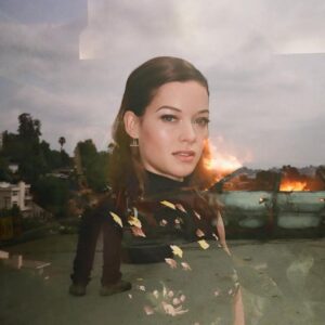 Jane Levy Instagram - Look at these nice pictures thomas took of me
