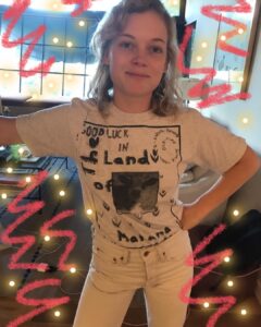 Jane Levy Instagram - Best CREW shirt I ever got @pasadenadude @anabellelmx *Good Luck in the Land of Mañana* 🦂