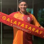 Jardel Instagram - Yarın Süper @galatasaray var... bol şans!❤️💛