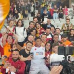 Jardel Instagram - Özel taraftarlarla özel bir an, umarım en kısa zamanda Türkiye'ye döner ve buna benzer daha fazla an yaşayabilirim! ❤️💛