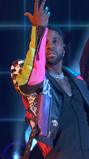 Jason Derulo Instagram - @jasonderulo, @annadeguzman, and Murmuration (@sadeckwaff) are full of surprises. Watch #AGT on @nbc and streaming on @peacock.
