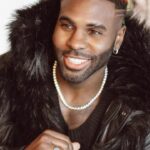 Jason Derulo Instagram – What color should I do next? #GladUCame