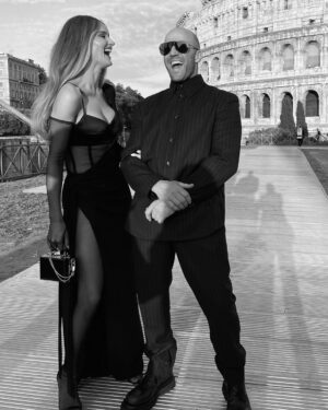 Jason Statham Instagram - Fast X world premiere with the missus!
Colosseum Rome 🇮🇹
@rosiehw