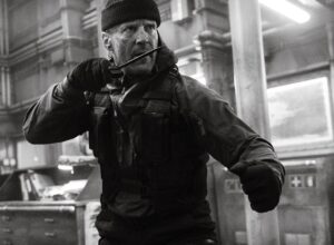 Jason Statham Instagram - A real honour to spend some screen time with the incredibly talented @iko.uwais 
A true master of his game and a powerhouse of speed and skills that take a lifetime to achieve. Massive respect for all that you do brother.
#expendables4
@danielsmithphotography
