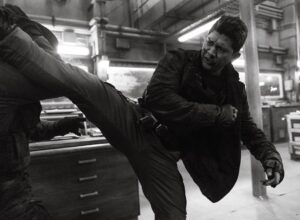 Jason Statham Instagram - A real honour to spend some screen time with the incredibly talented @iko.uwais 
A true master of his game and a powerhouse of speed and skills that take a lifetime to achieve. Massive respect for all that you do brother.
#expendables4
@danielsmithphotography
