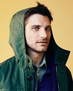 Jeff Ward Instagram - The wonderful @hannaheinbinder asked me about #HACKS and #brandnewcherryflavor for @interviewmag and it was just like when Chappelle interviewed Kendrick.  Link in bio  @elkin @stephaniedianiphoto @benbarna @rheannewhite