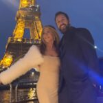 Jennifer Aniston Instagram - Thank you Paris ❤️🇫🇷 @netflixfr #murdermystery2
