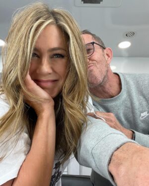 Jennifer Aniston Instagram - Aaand, we’re back... 🤩🎬
