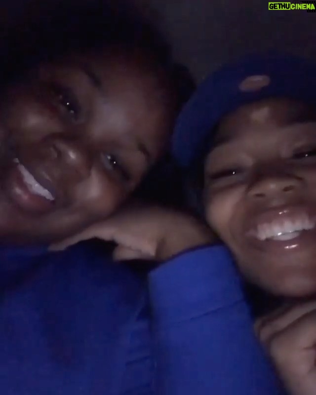 Jennifer Aniston Instagram - This is a video of #BreonnaTaylor and her little sister just living their lives. Breonna is one of many Black people in America who have been senselessly killed by police officers. The officers who broke into her house while she was sleeping and shot her eight times, STILL have not been arrested. It’s unacceptable and it breaks my heart. 💔 ⠀ ⠀ While we mourn with her family and the rest of the country, please #SayHerName... Make noise, make phone calls, and demand justice. ⠀ ⠀ America has A LOT of work to do - so I made a to-do list. Swipe, and share it, tweet it, scream it, sing it, print it out, send it to your friends. Whatever you can do. Let’s get going ✔️📲 More in my bio 🙏🏼