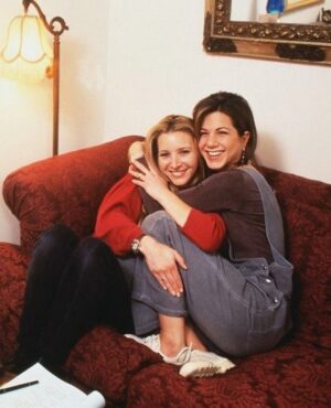 Jennifer Aniston Instagram - Please join me in celebrating one of my favorite people on the planet. LISA KUDROW!! 🎈🥳 She’s been my friend and my family for nearly 30 incredible years. I cherish you…I love you, my sweet Floosh. One of the most talented comedians/actors I’ve had the great honor to work with for all these glorious years and more to come! 
Happy Lisa’s Birthday! ❤️🤸‍♀️
