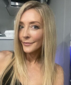 Jennifer Finnigan Thumbnail - 1.9K Likes - Top Liked Instagram Posts and Photos