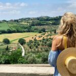 Jennifer Finnigan Instagram - #throwback to #umbria 😍 Now that I’m neck deep in work again on @moonshineseries in beautiful #novascotia , #italy seems like a faraway dream……sigh 🥲 🇮🇹 ❤️