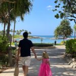 Jennifer Finnigan Instagram - Watching these two together never gets old for me. @jonnysilverman you’re always saying “I don’t know what I’m doing!” and doubting yourself as a dad. But I watch you every day, and marvel at your patience, your loving doting on her, the way you make her laugh, and when she looks up at you multiple times a day and says “I love you Dadda”. Nobody knows what they’re doing, but it doesn’t matter as long as you do it with love and kindness. And you do. Every day. And we’re so lucky for it. Happy Father’s Day, we love you!!❤️❤️❤️❤️