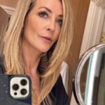 Jennifer Finnigan Instagram - Hotel. Bathroom. Lighting. Am I right?!?! #ivehadthreemartinis #vegasbaby #notoddlerfortwonights Las Vegas, Nevada