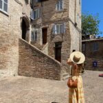 Jennifer Finnigan Instagram - Magical, World Heritage site, Urbino 💛💛💛 #latergram #urbino #marche #italy Photo props to my girls @kct_pov and @loganlaurice ❤️😘 Urbino Italy