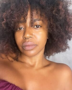 Jerrika Hinton Instagram - 🍯🎂