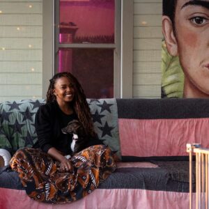 Jerrika Hinton Instagram - Living the [child-free] dream 🪄

📷 @staysoftstudios/@robbklassen