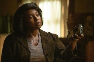 Jerrika Hinton Instagram - A farewell to Ms. Millie 💋

The final season of @primevideo @huntersonprime is streaming now. ❌