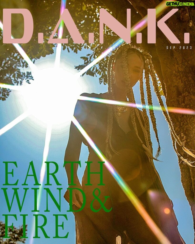 Jessica Cook Instagram - D.A.N.K “Earth, Wind & Fire” Created by: @raquelhoque Model: @jessicamcook Assist: @go_for_neens @dankmagazinecollective Los Angeles, California