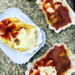 Jessica Schwarz Instagram - Berlin ohne Currywurst/Pommes/Schranke geht nicht 😋😋😋 #byebyeberlin#musswiederweiterziehen#willmissyou Berlin, Germany
