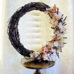 Jessica St. Clair Instagram - When @stclairjessica asks for Grandma Costal Chic, @nmeyers, Something’s Gotta Give realness. Loved working on this commission for the Less is More Queen, aka the Martha to my Snoop. 🐚🕊️💜🕊️🐚 If you’re interested in your own Grandma Chic Wreath, or any wreath for your home, hit us up because in the new year….IT’S ON! These babies are made of all sustainable products, so they last FOREVER! And yes, sweet peas, we ship domestically!!!!! 📦💌🧚🏼‍♀️💌📦 💌 For all inquires: theSweetzerLife@gmail.com 👑🌸♥️🌸👑 #thesweetzerlife #artist #designer #florist #laflorist #femaleowned #maximalism #maximalist #whimsical #whimsy #flowers #sexy #queens #romantic #prettythings #witchywoman #witchyvibes #hollywood #westhollywood #perservedflowers #fancy #magical #sustainabledesign #sustainabledecor #4evah #holidays #holidaydecor #wreath #nancymeyers #nancymeyersinteriors The Beach