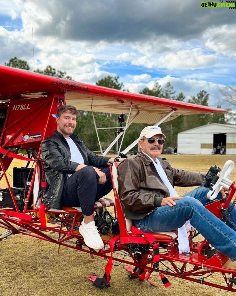 Jimmy Donaldson Instagram - If it looks like I’m terrified it’s because I am, he built this plane in his backyard and I flew on it in the new video!