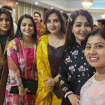 Jina Samal Instagram - After 20 years.. ❤️😘 #get-together #trending #tulasi #love
