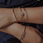 Jisma Jiji Instagram – For me, jewellery should be one-of-a-kind. Whether its a delicate or bold statement piece, @lakshmijewellery916 has just the perfect piece you’re looking for. 

From antique jewellery to diamonds & designer pieces, they have it all & that too at the lowest making charge of all ! 

Visit @lakshmijewellery916 today, to find your timeless beauty ! 

Jewellery from : @lakshmijewellery916 
Costume courtesy : @thunnal