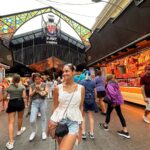 Joana Alvarenga Instagram - Mais um bocadinho sobre Barcelona 🇪🇸💃☀️🧡 . #sagradafamilia #parqueciudadella #laboqueria #plaçadelrei #barcelona #barceloneta #hotelw #whotel #whotelbarcelona #vacay #espanha #cataluña #flamenco #ole Barcelona, Spain